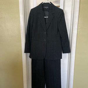 Pin Striped Kasper Women Pants Suit